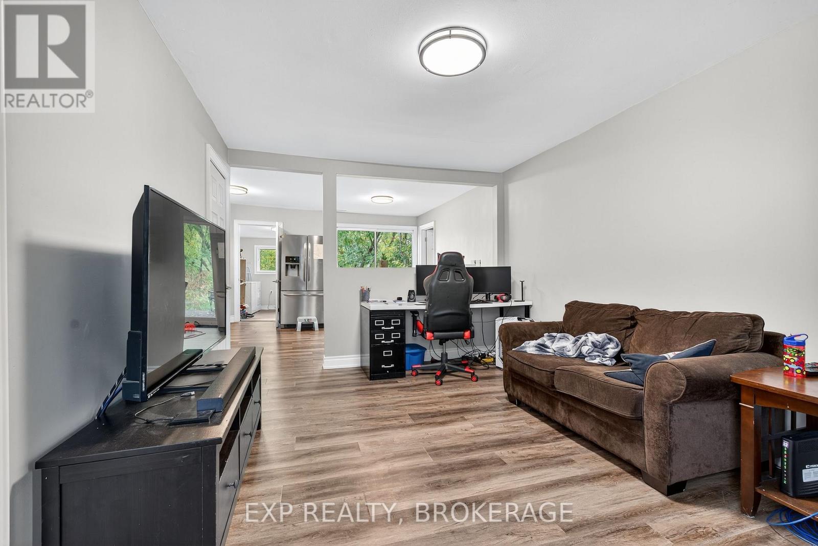 225-227 VICTORIA AVENUE