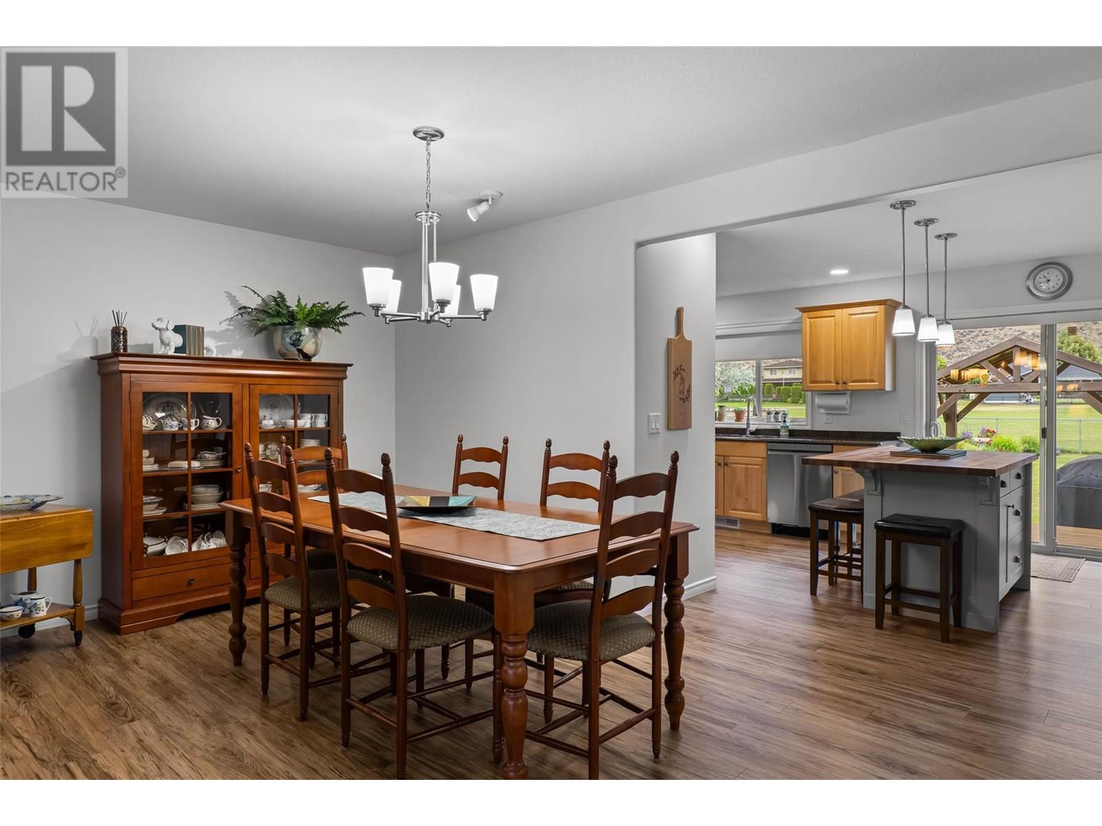 3712 Navatanee Drive