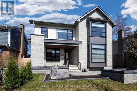 621 GAINSBOROUGH AVENUE Ottawa ON K2A2Y7