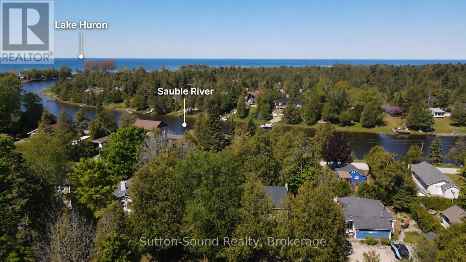 11 SARNIA AVENUE
