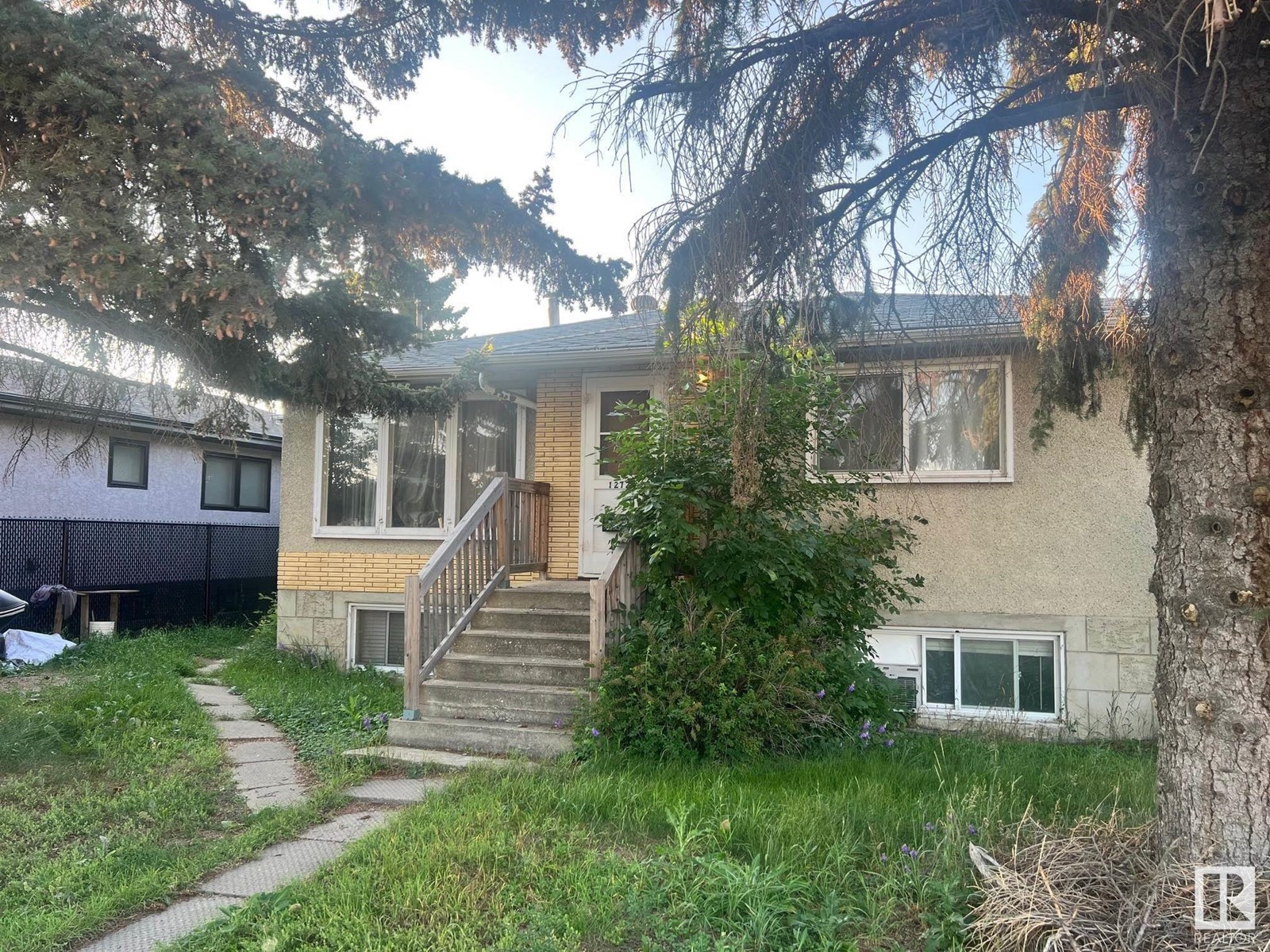12720 135 AV NW