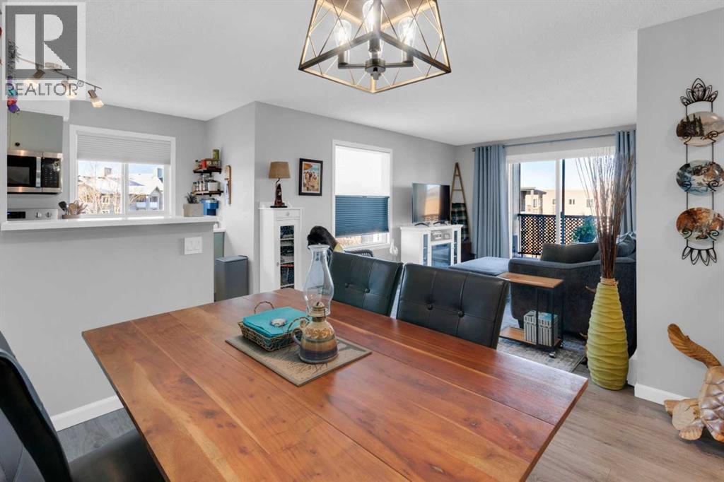 8401, 304 Mackenzie Way SW