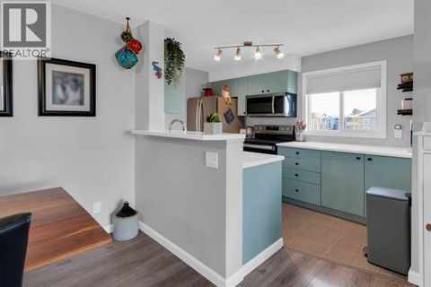 8401, 304 Mackenzie Way SW Airdrie AB T4B3H8