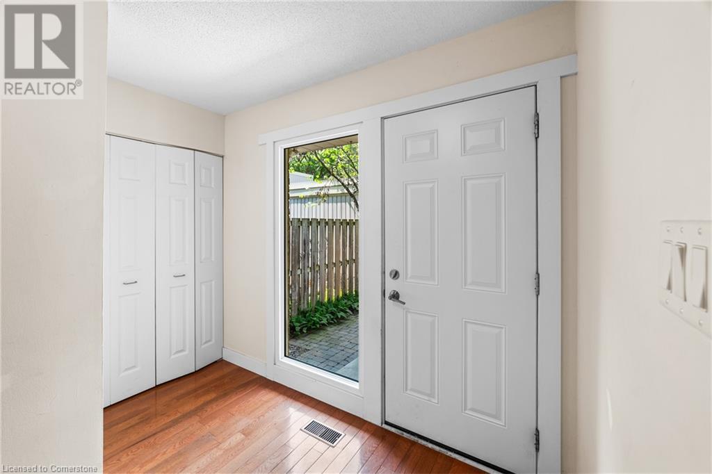 27 WILSONVIEW Avenue Unit# 4
