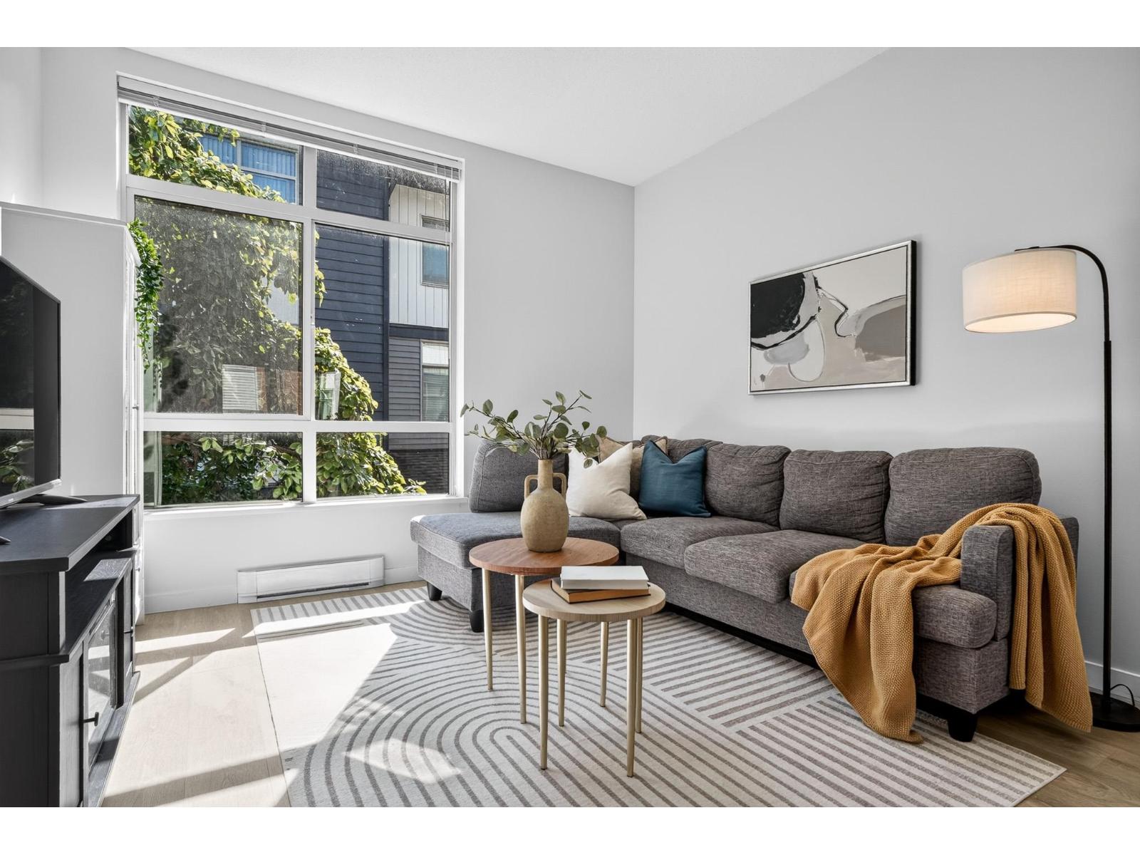 86 8473 163 STREET