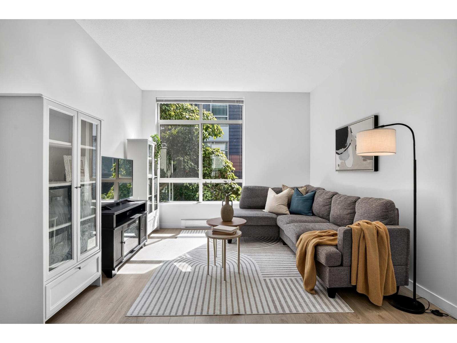 86 8473 163 STREET