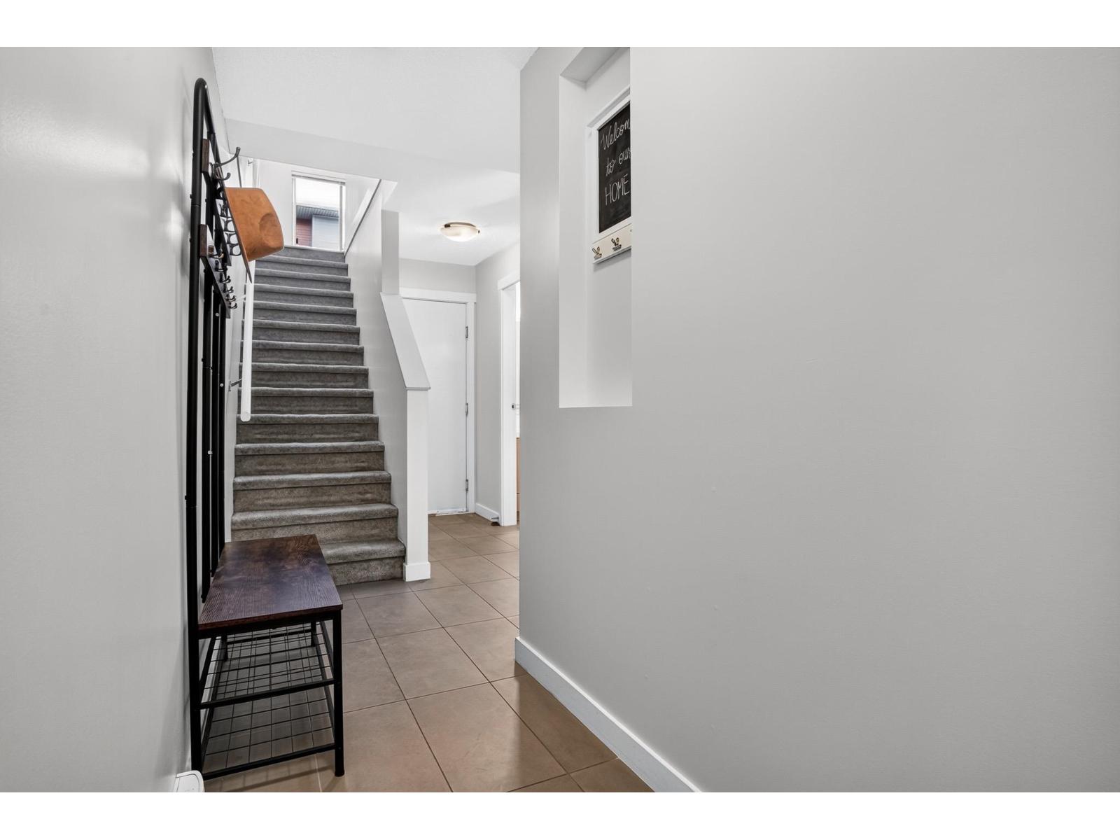 86 8473 163 STREET