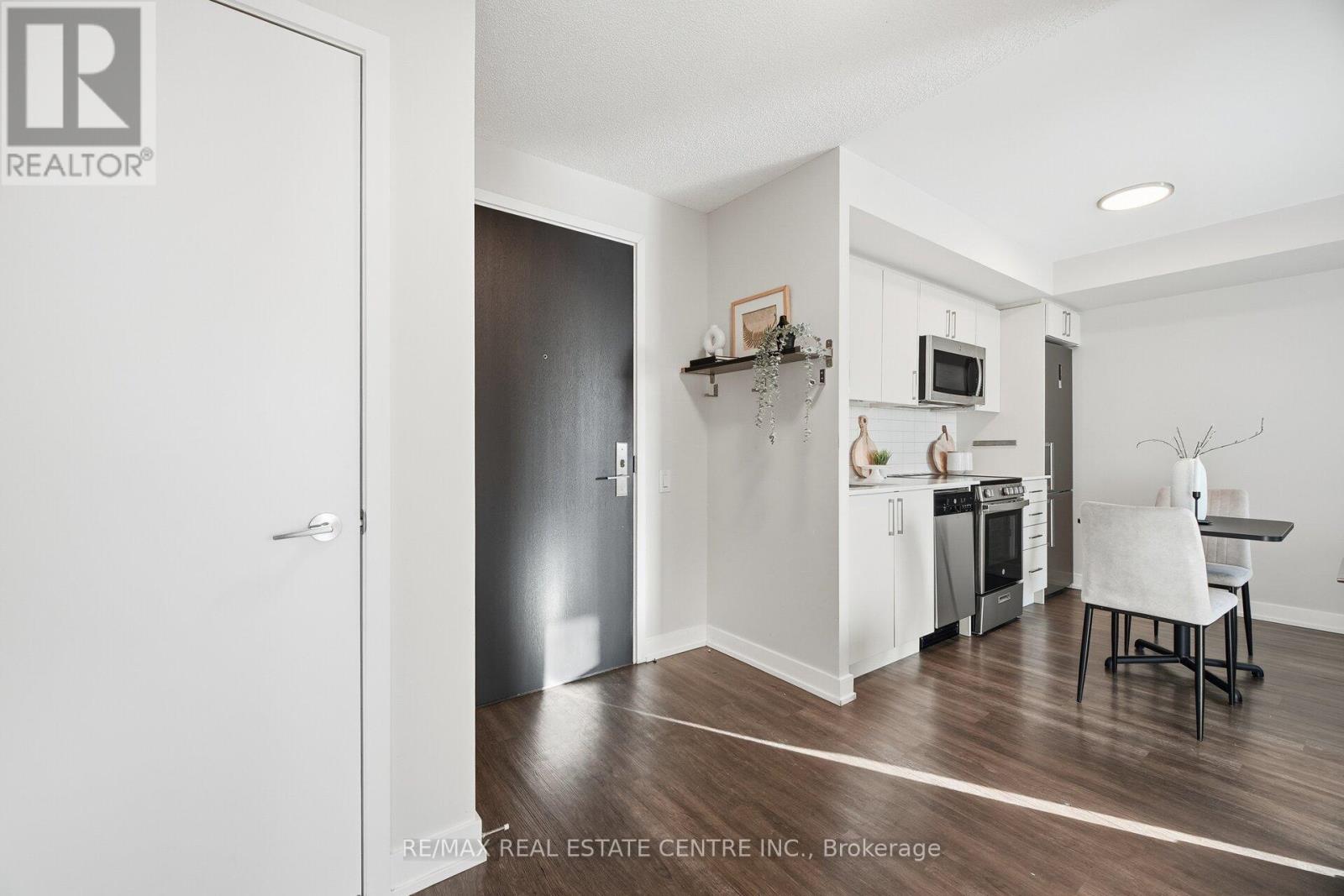 1112 - 38 MONTE KWINTER COURT