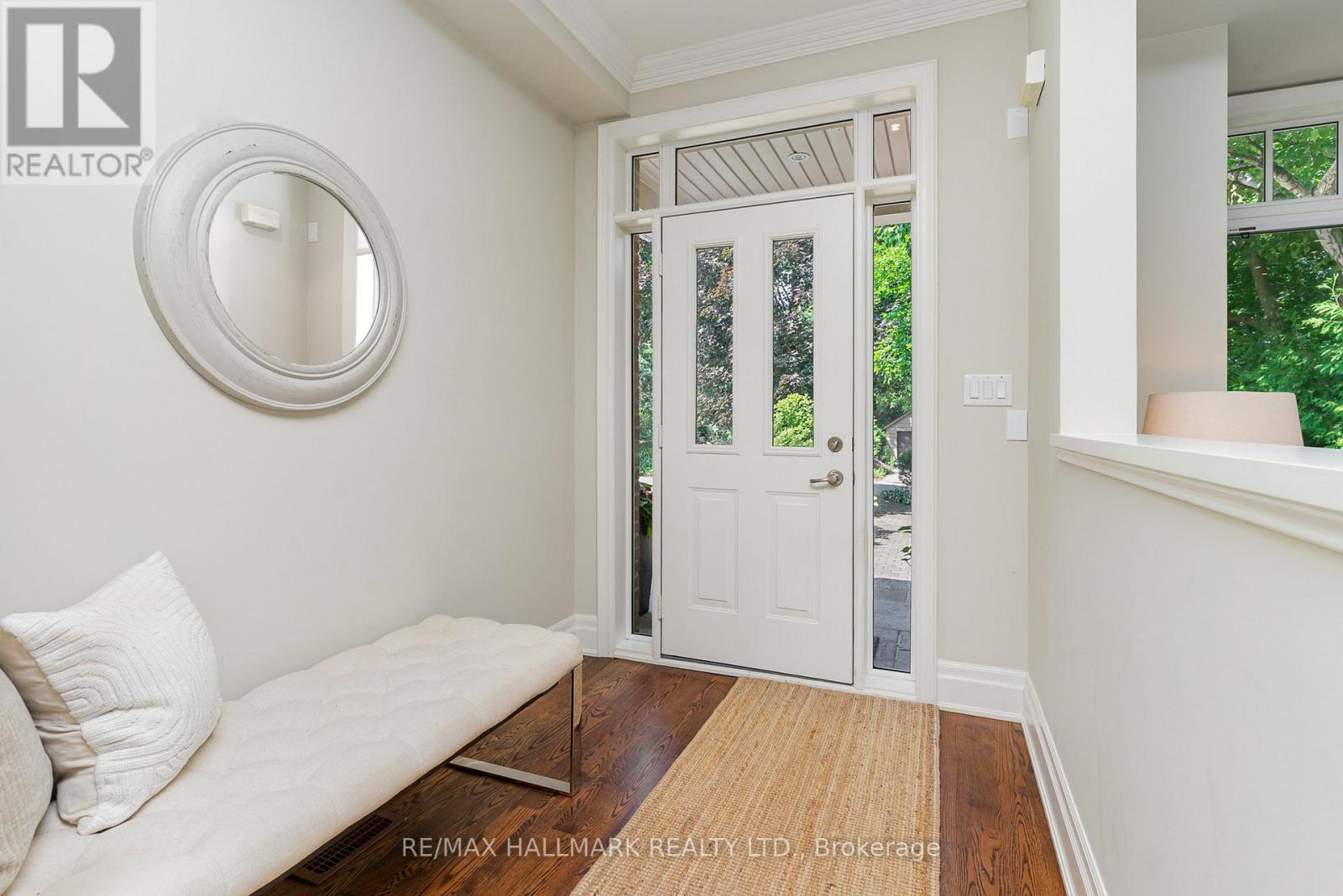 7 TIZZARD AVENUE