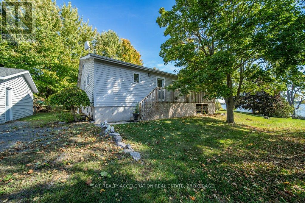 122 BAYVIEW DRIVE - Photo 3