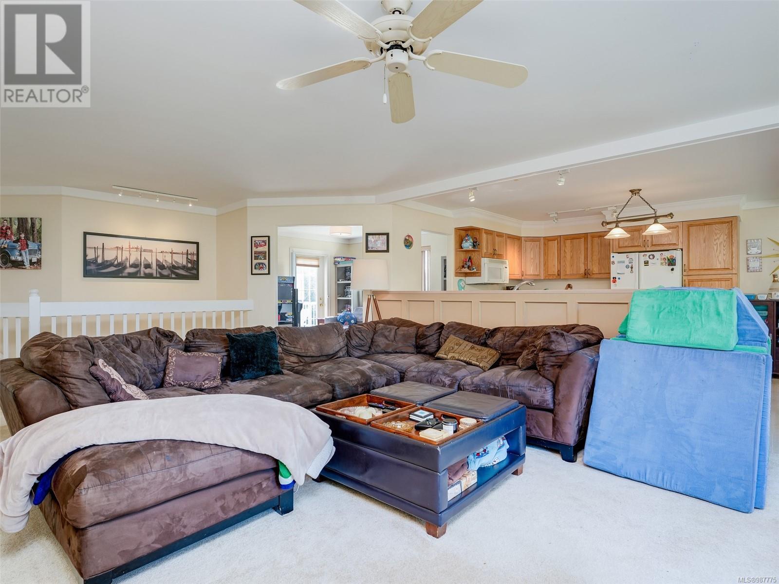 1026 Brickley Close