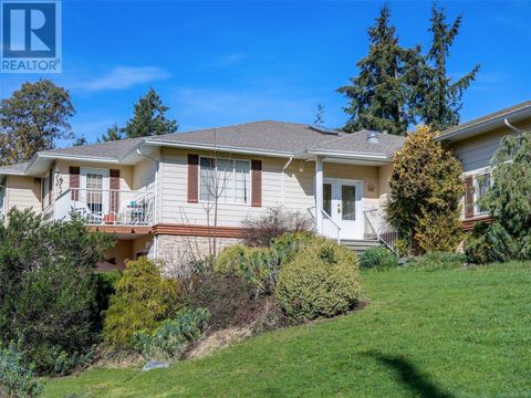 1026 Brickley Close North Saanich BC V8L5L1