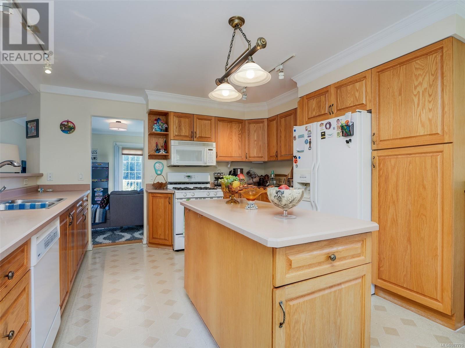 1026 Brickley Close