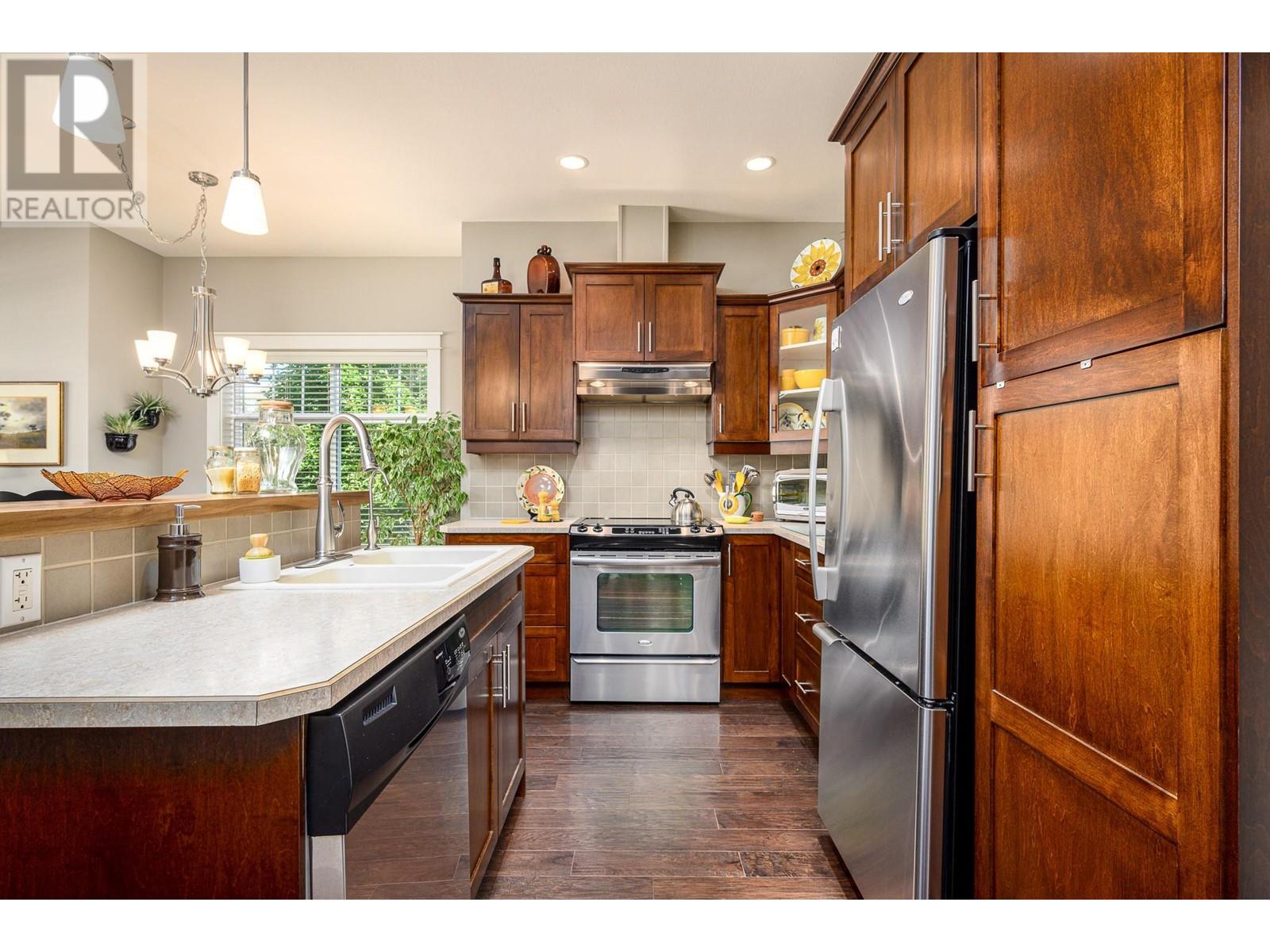 3606 25 Avenue Unit# 101