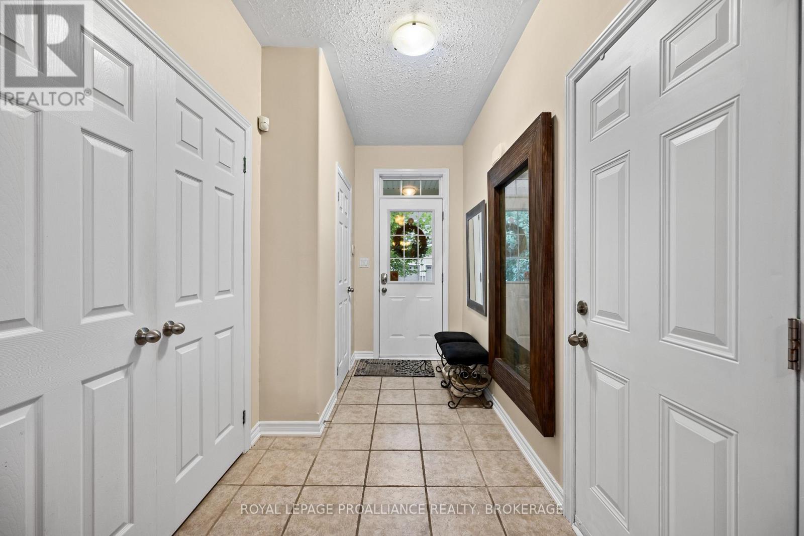 901 ASCOT LANE