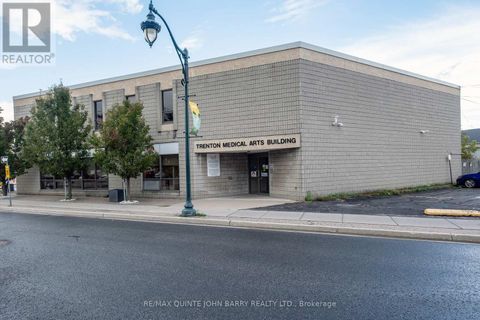 201 - 30 KING STREET Quinte West (Trenton Ward) ON K8V6B1