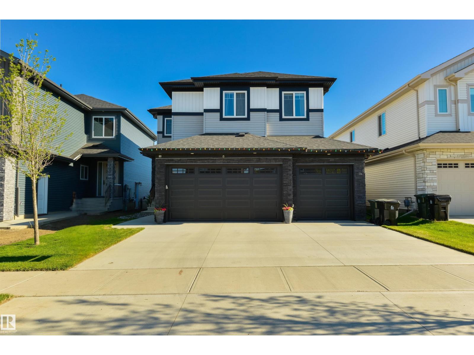 36 AVONLEA WY