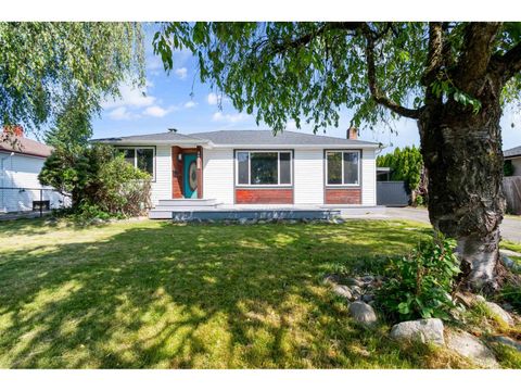 46515 PORTAGE AVENUE|Chilliwack Proper East Chilliwack BC V2P3G3