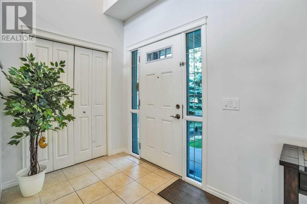 121 magenta Crescent