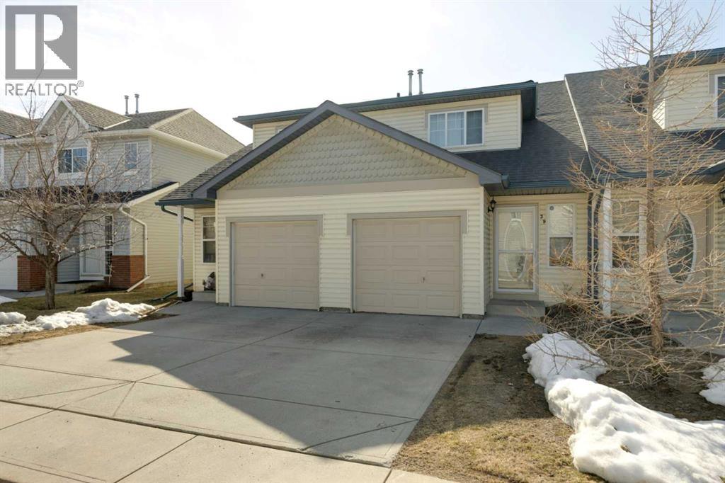 39 Country Village Circle NE