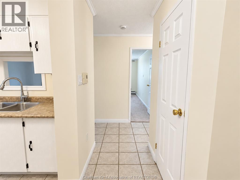 975 Grand AVENUE West Unit# 304