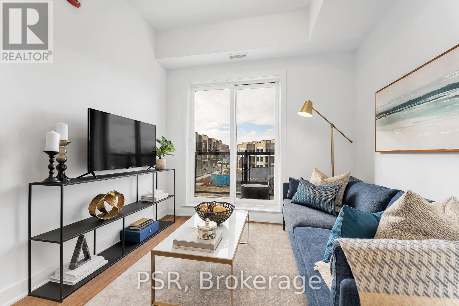 350 - 37 DANFORTH ROAD