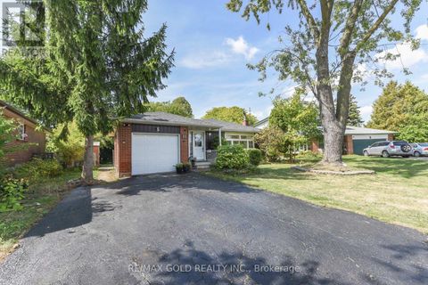 11 DUDLEY PLACE Brampton (Southgate) ON L6T3C2