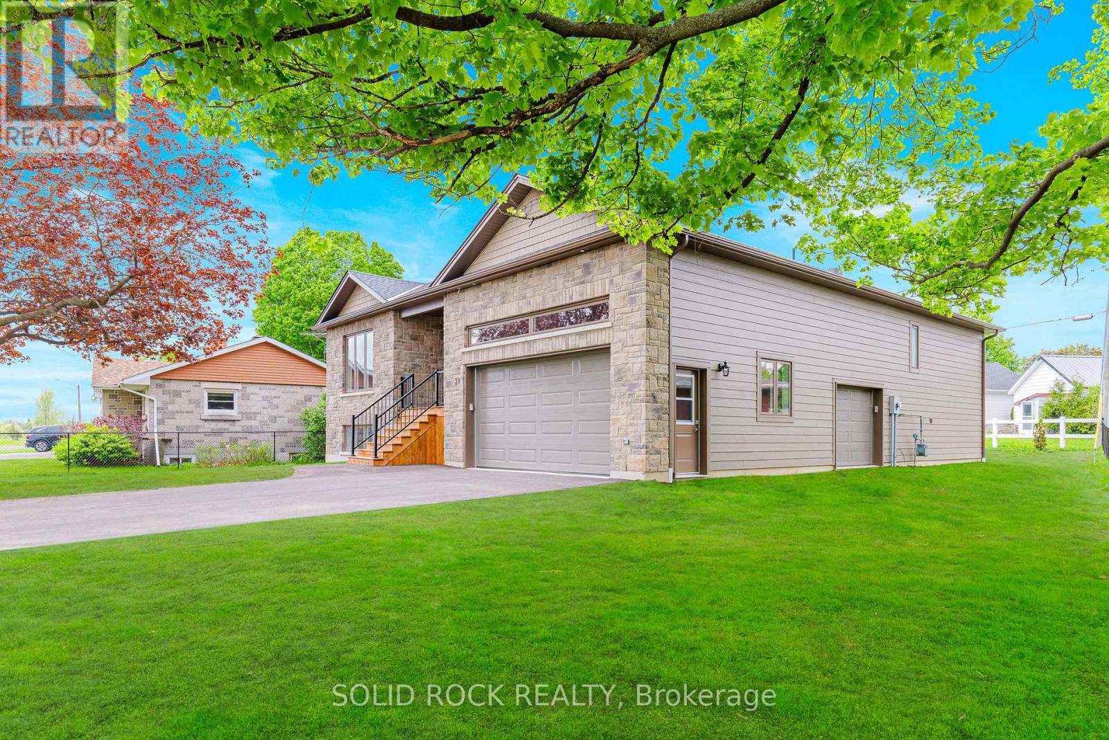 30 LAKEVIEW DRIVE