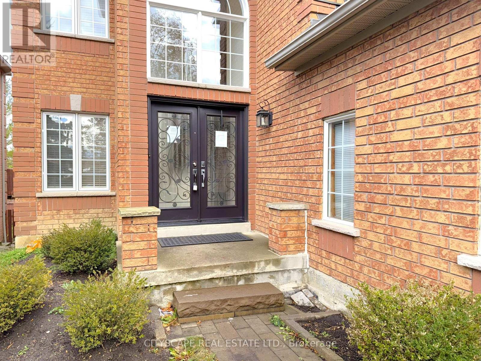 34 CORALREEF CRESCENT