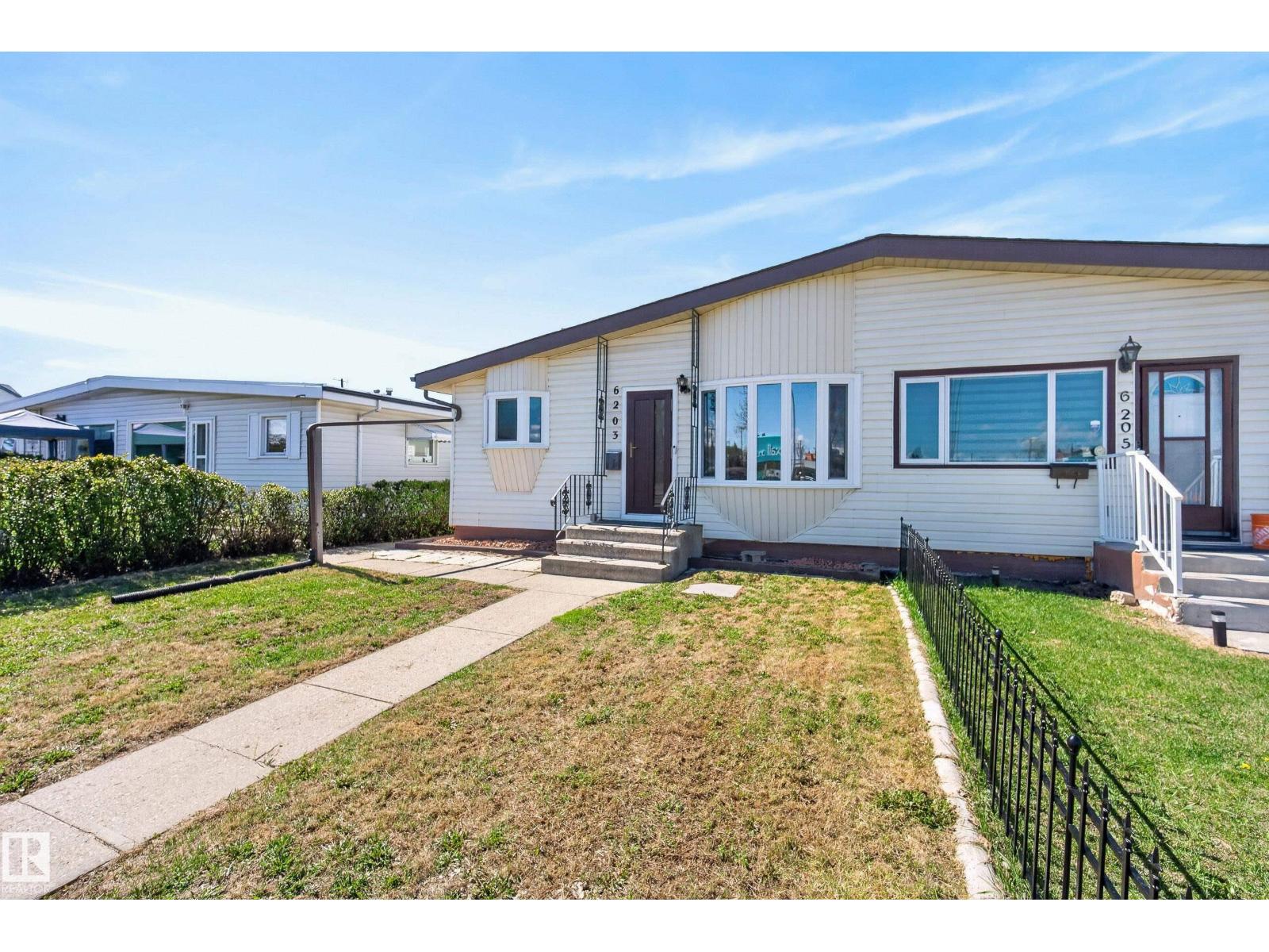 6203 90 AV NW