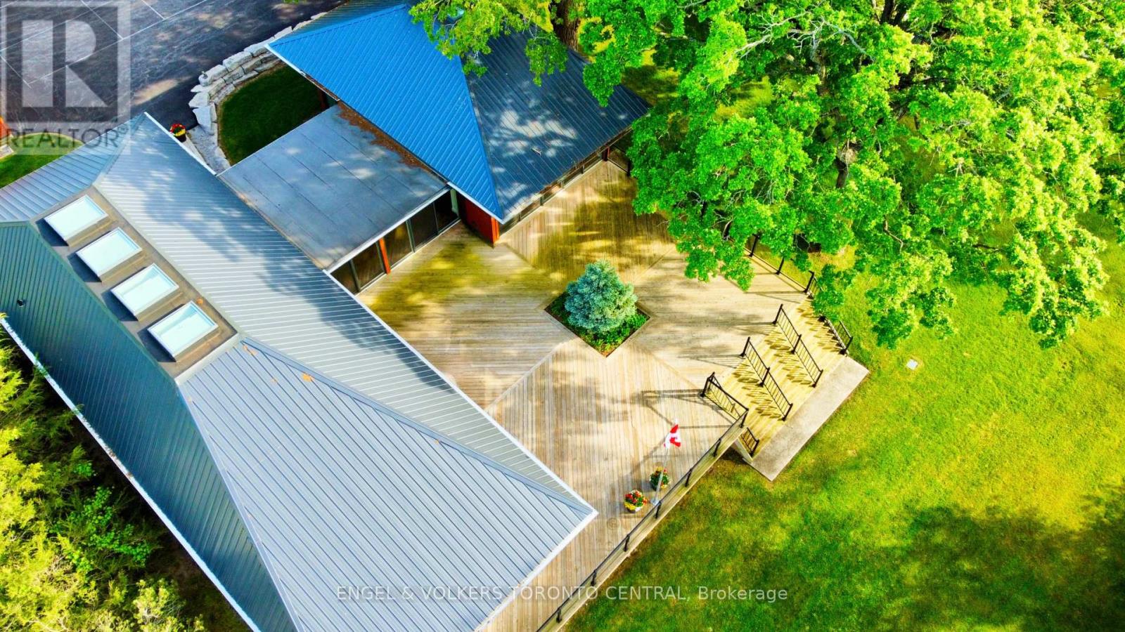 131 PEATS POINT ROAD