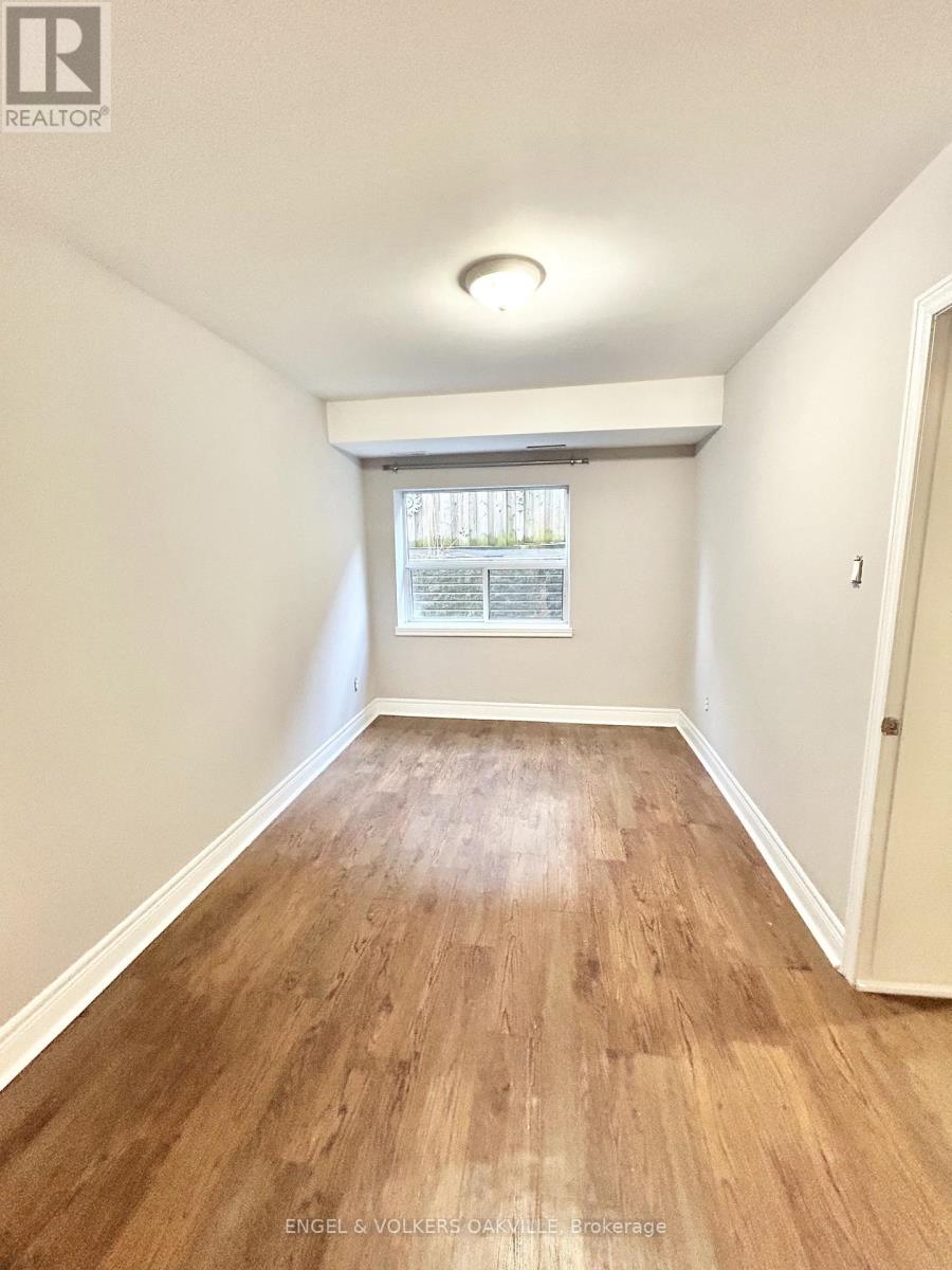 110 - 15 THIRTY THIRD STREET