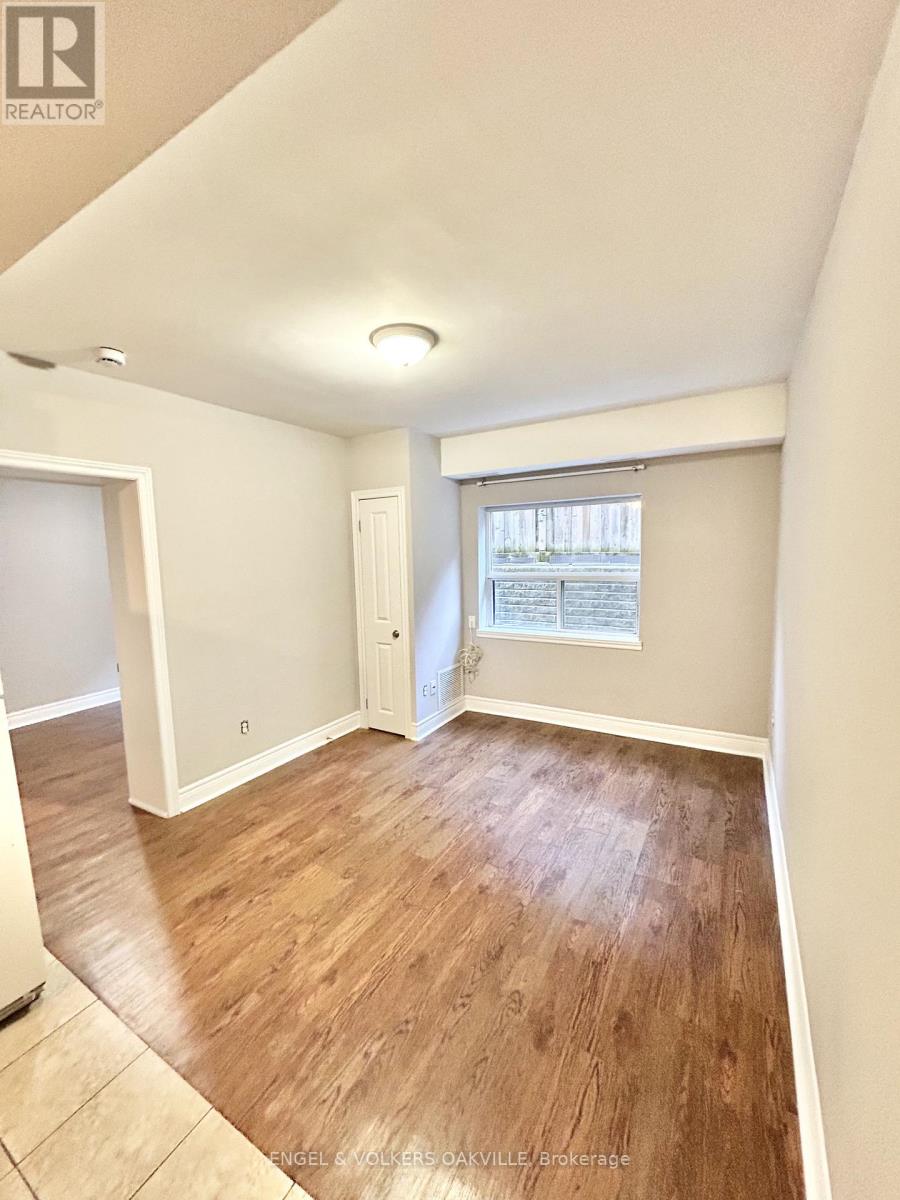 110 - 15 THIRTY THIRD STREET