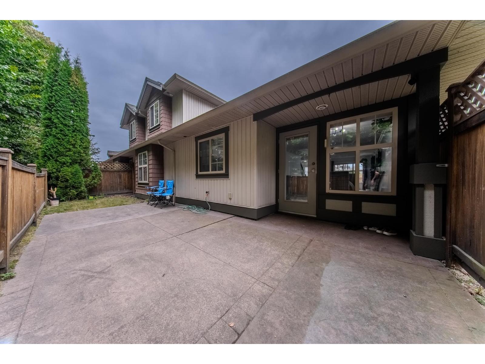 68 6887 SHEFFIELD WAY|Sardis East Vedder