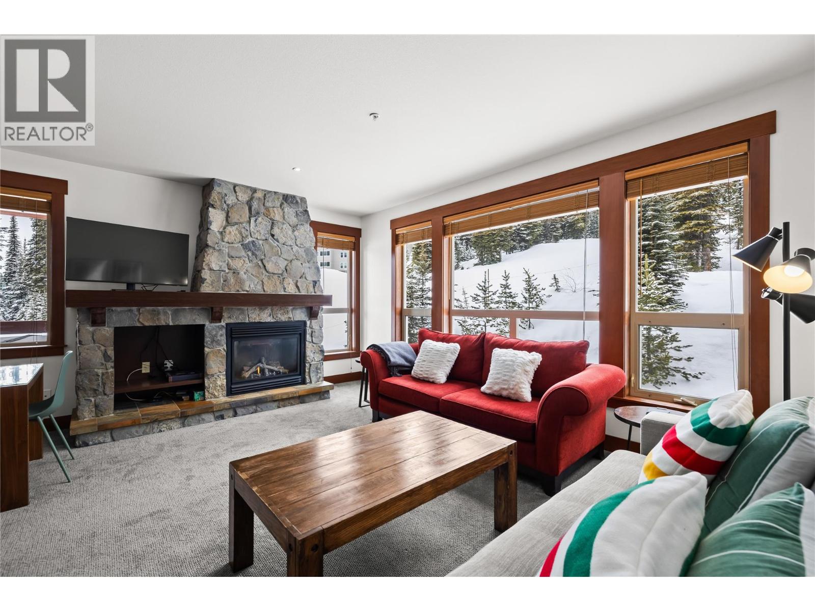 5257 Big White Road Unit# 304