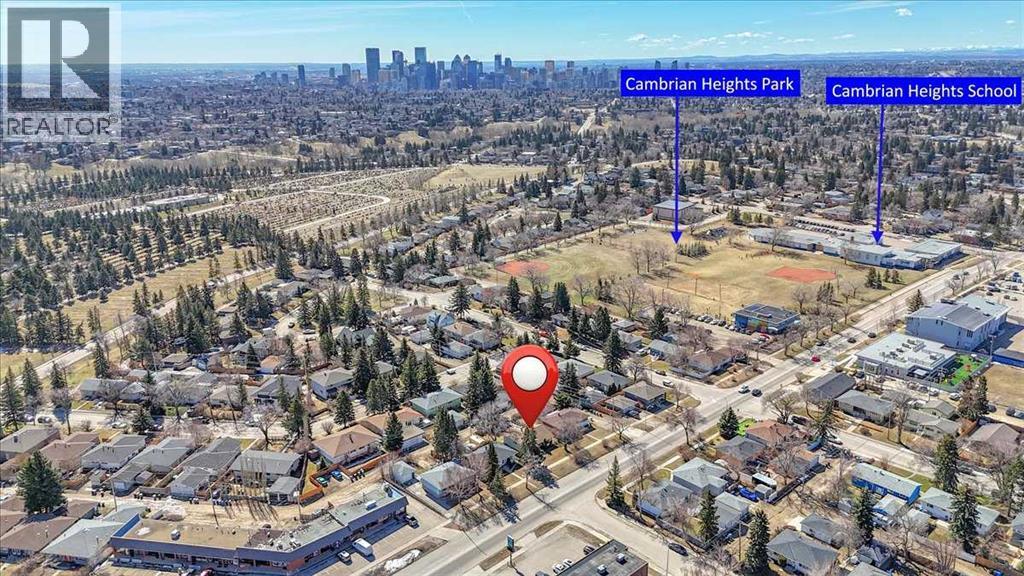 568 Northmount Drive NW