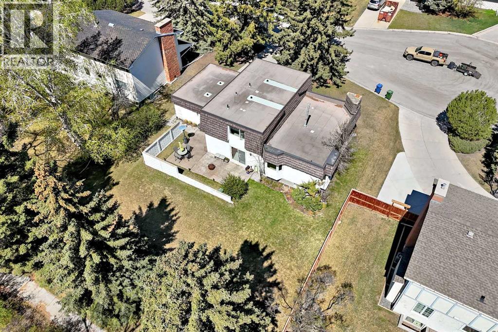 8 Varbrook Place NW