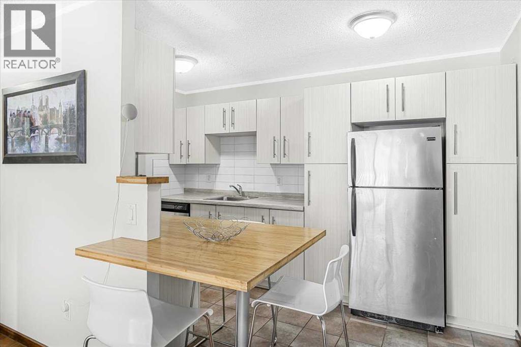 311, 339 13 Avenue SW