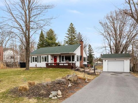 41 Prom. Lakeview Gatineau (Aylmer) QC J9H2A2