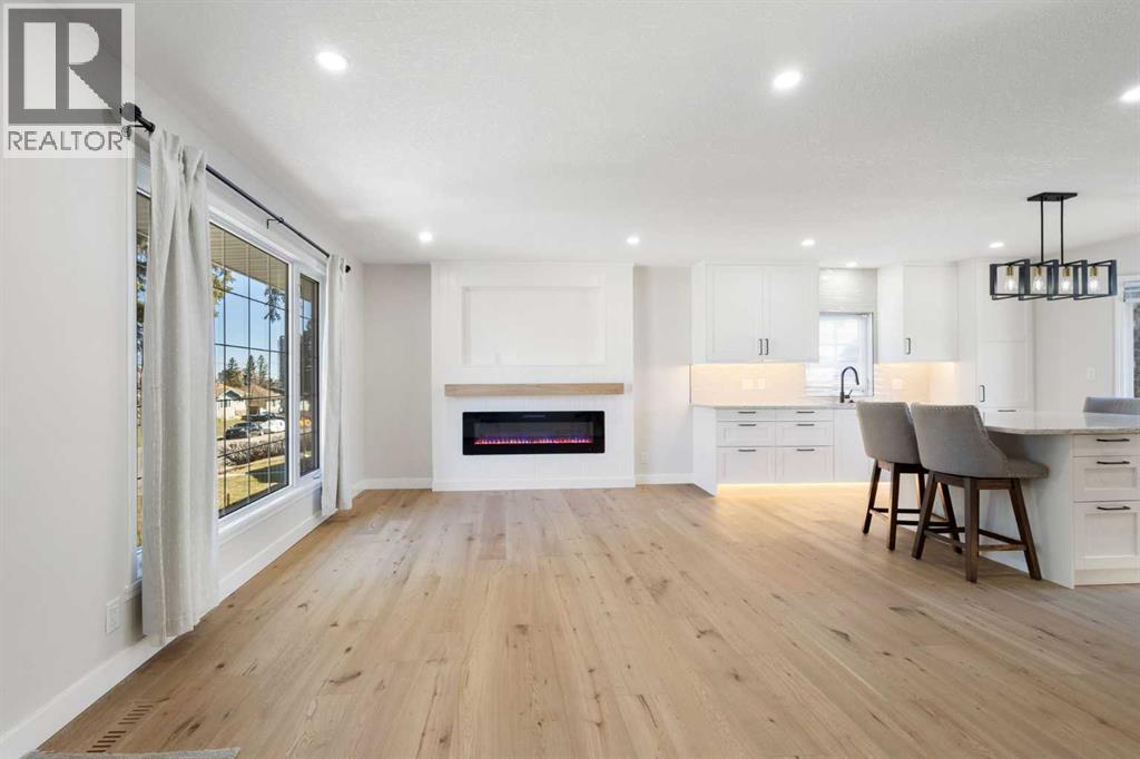 811 Seattle Drive SW