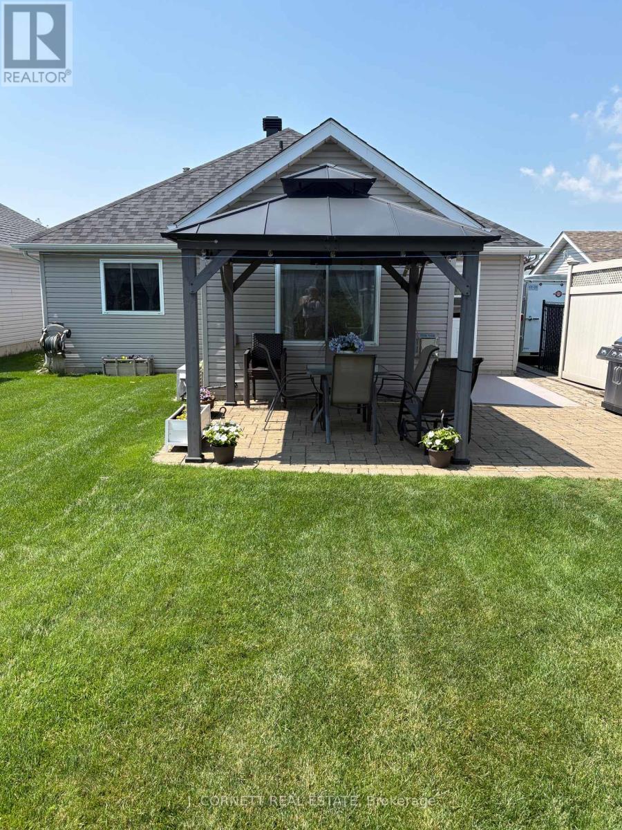 132 DUNBAR AVENUE