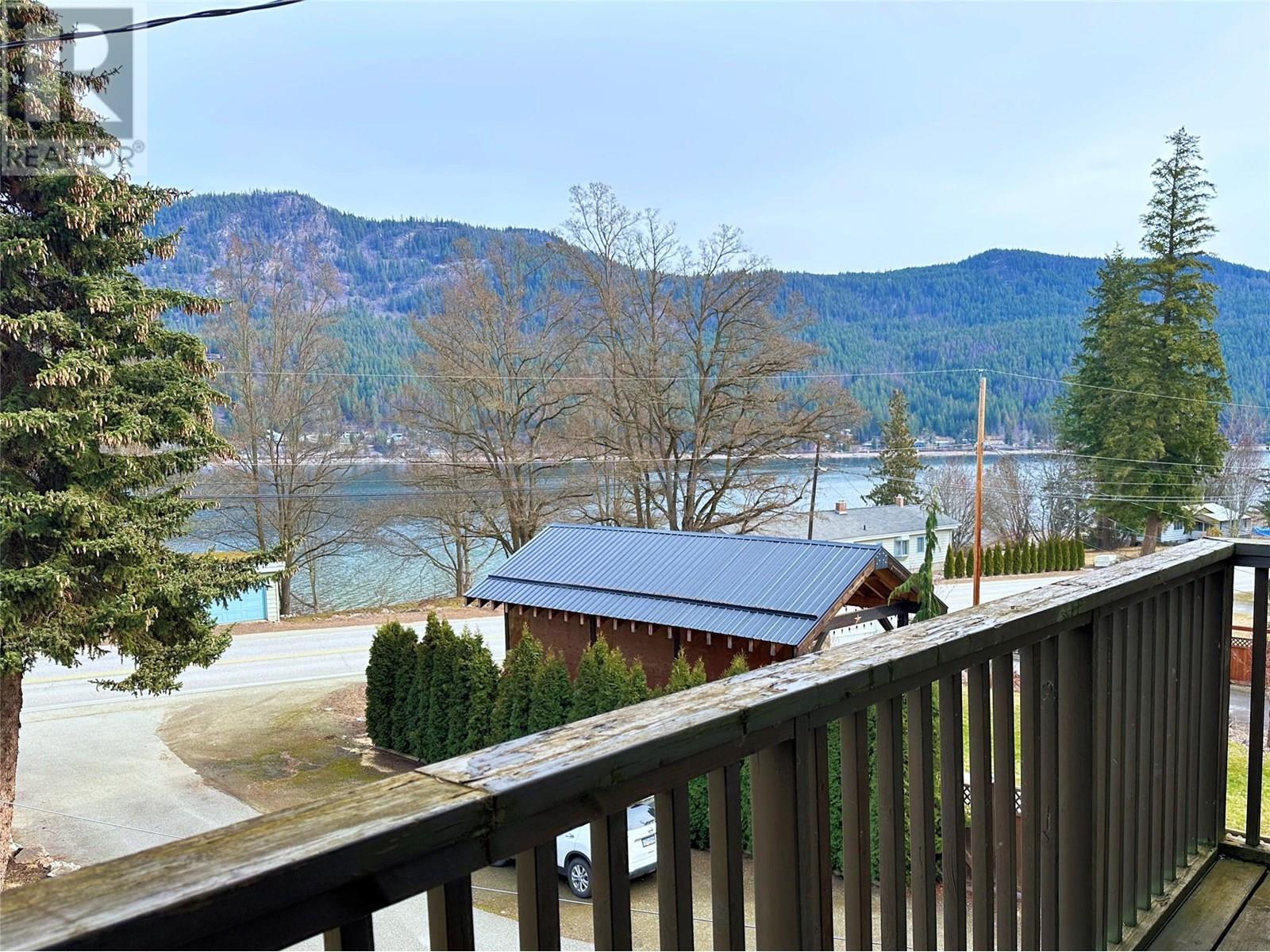 2428 Blind Bay Road
