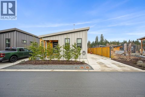 30 3025 Royston Rd Cumberland BC V9N3P8