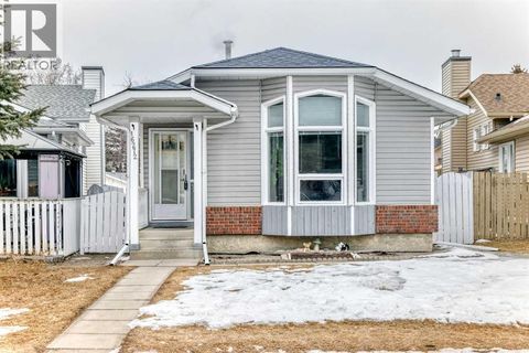 16272 5 Street SW Calgary AB T2Y1Y3