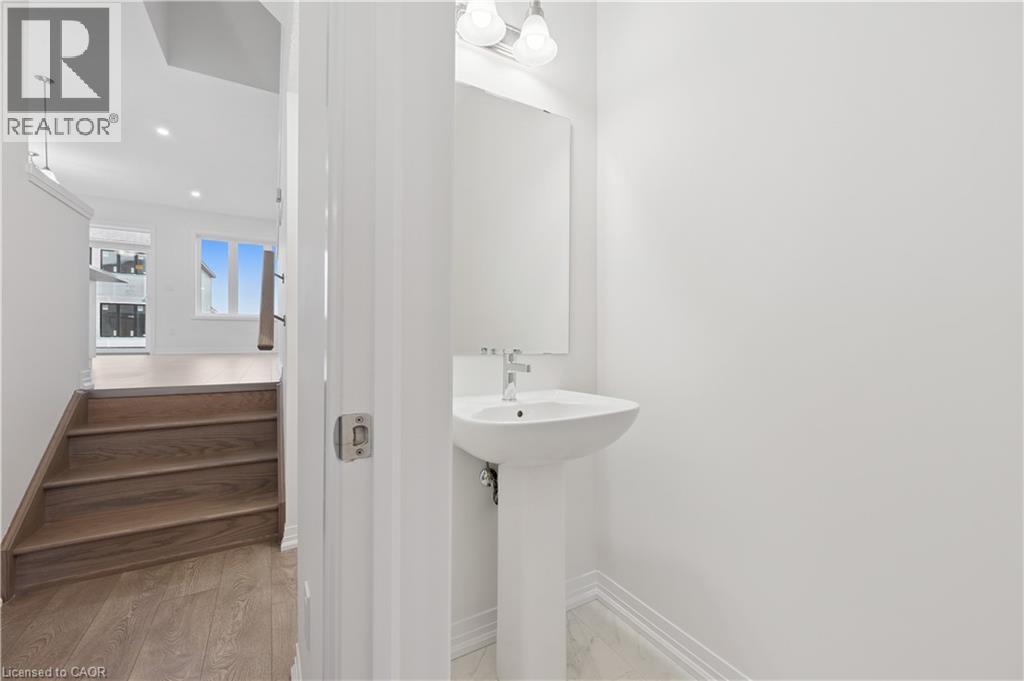 107 WINTER WREN Crescent