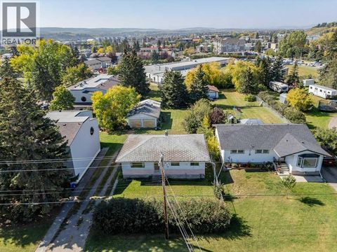 217 Ross Avenue Cochrane AB T4C1C9