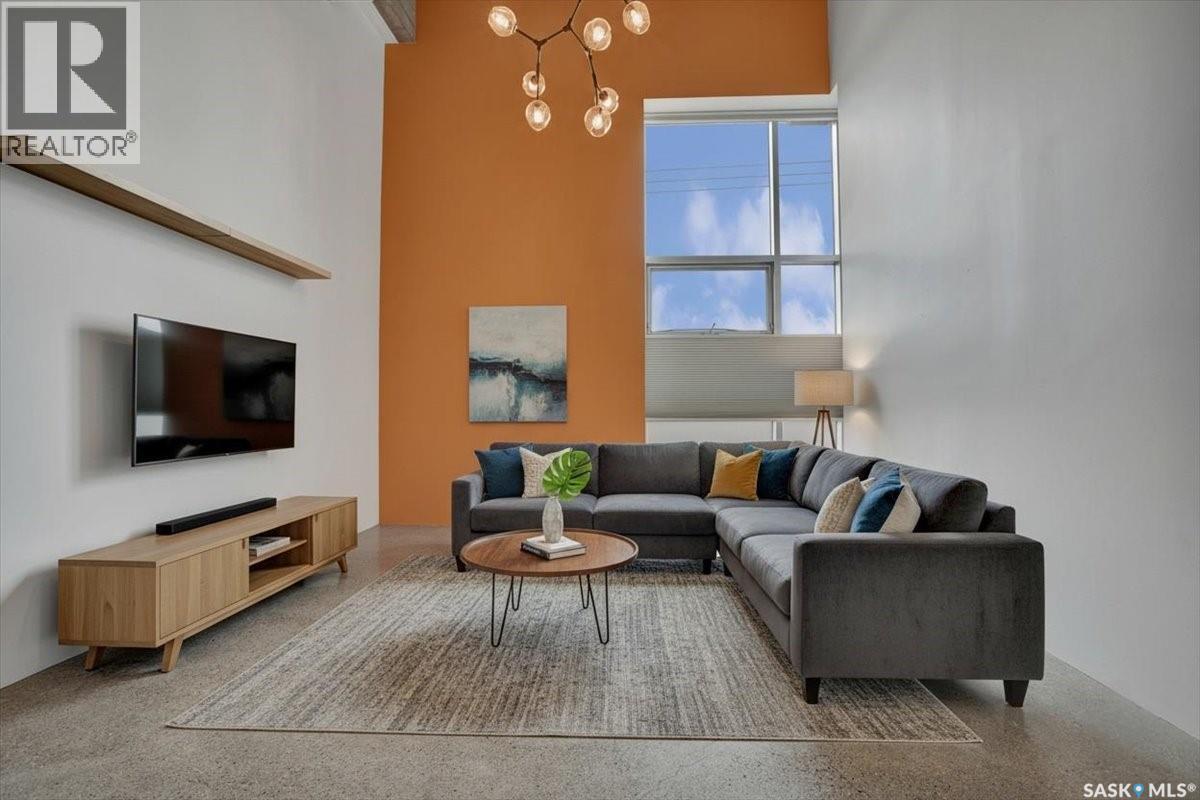 223 120 23rd STREET E