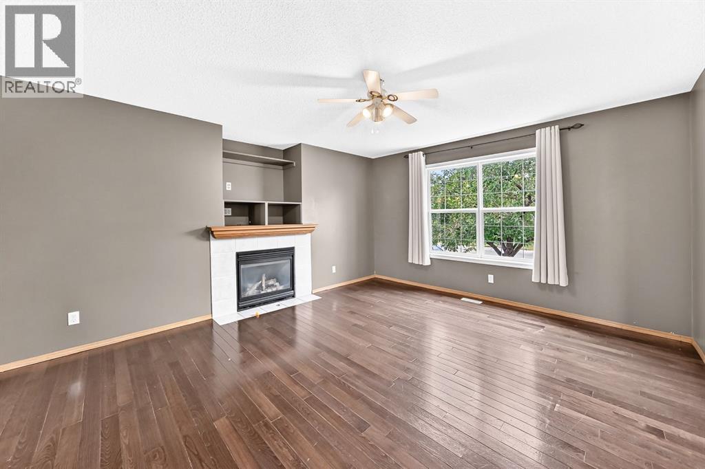 15 Coventry Link NE