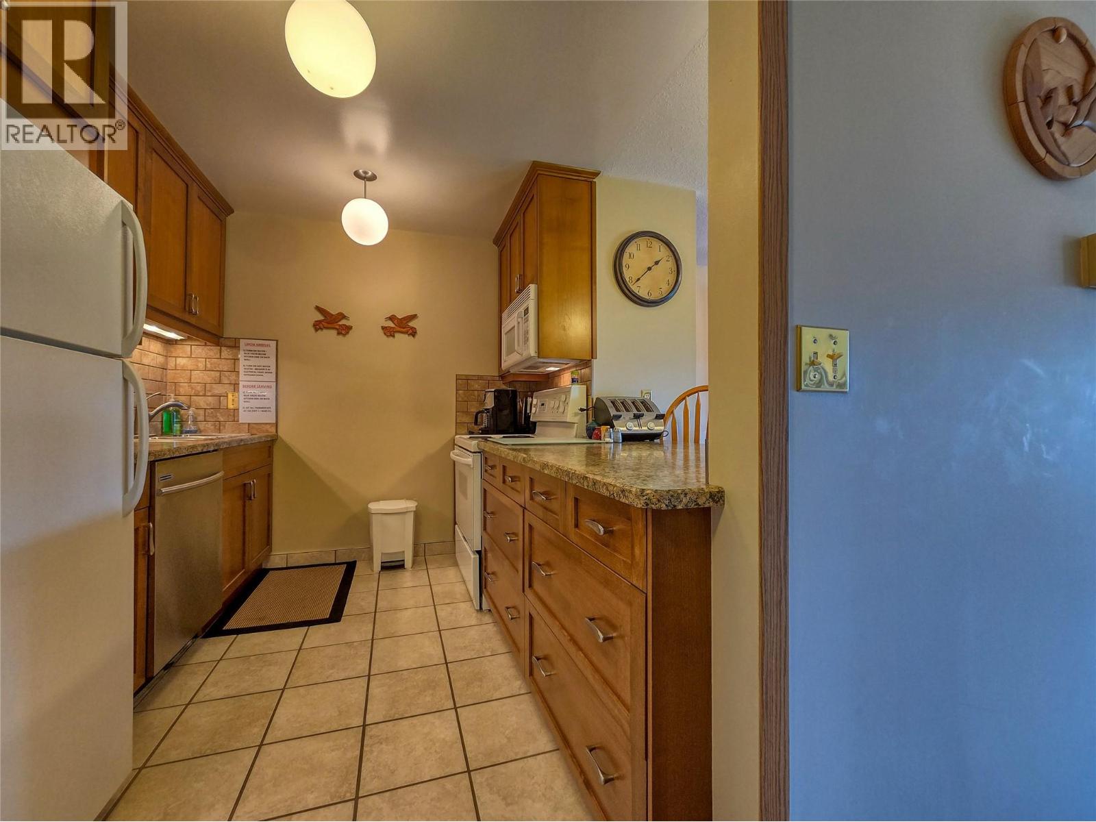 8040 Radium Golf Course Road Unit# 7