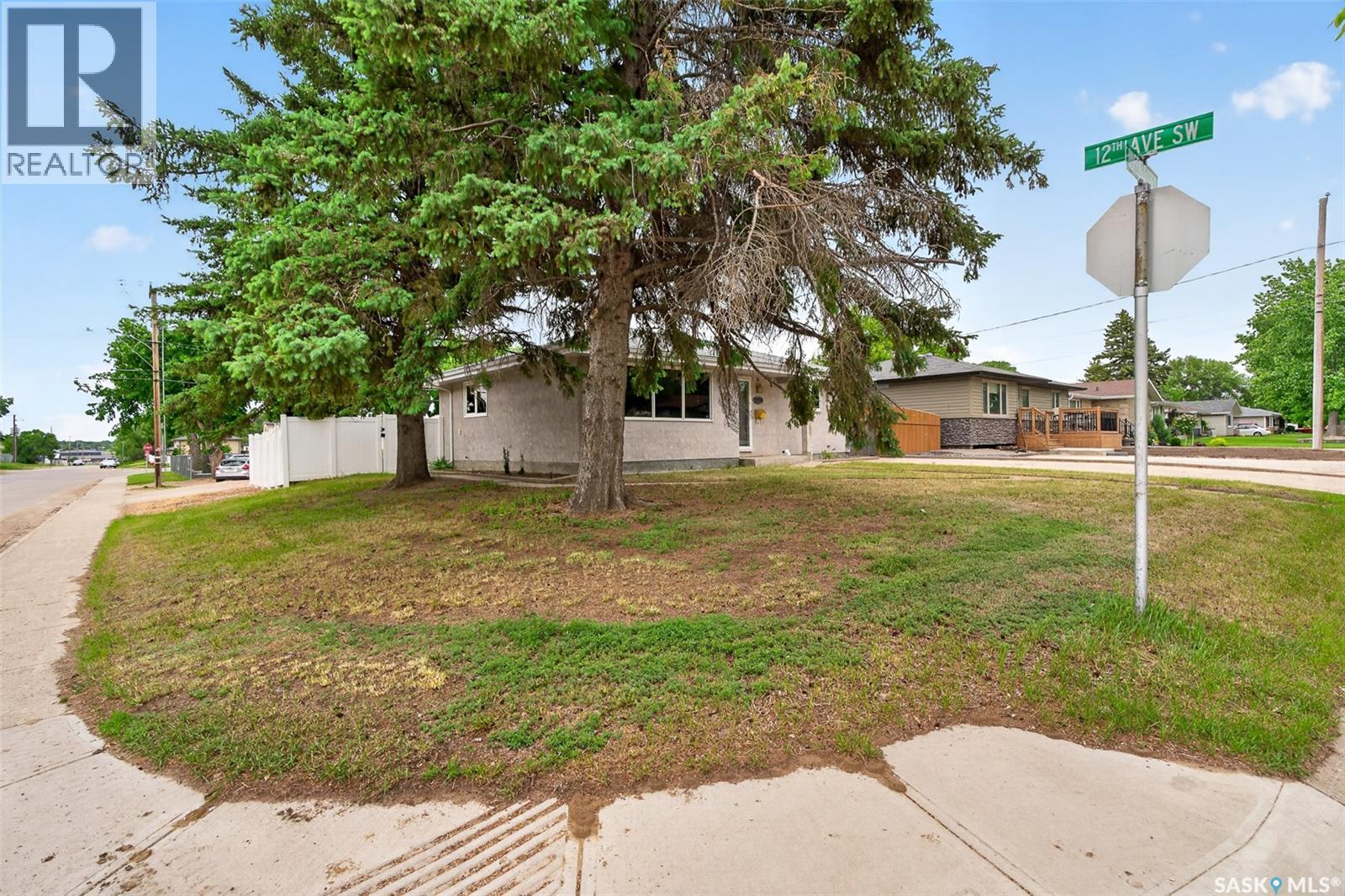 1198 Duffield CRESCENT